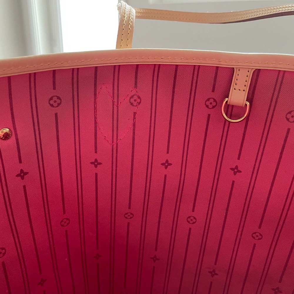Rare Roses Neverfull MM - Picture 14 of 15